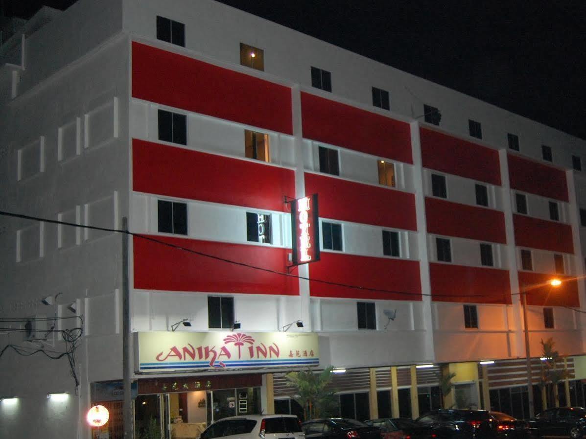 Anika Inn - Keluang Exterior foto